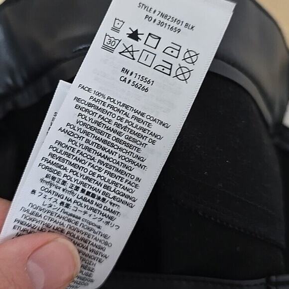 7 For All Mankind Womens Size 31 Faux Leather Black High Rise Cropped Pants - Picture 4 of 11